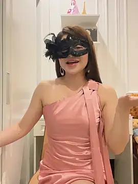 Queen-of-Love online show from 30, 4, 2026