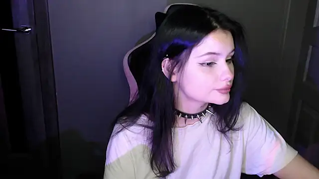 Moon raven online show from 18, 2, 2026