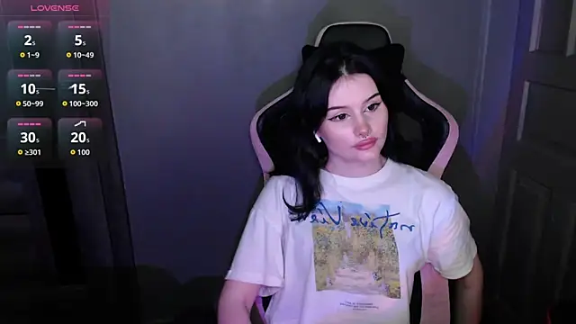 Moon raven online show from 27, 3, 2026