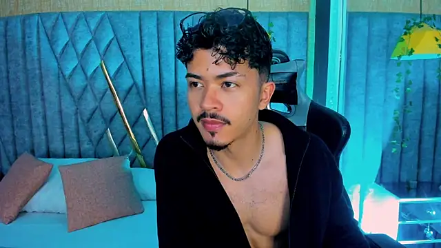 NicolaiKarav online show from 8, 4, 2026