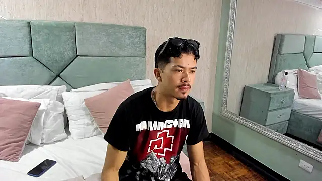 Snapshot of NicolaiKarav chatting on 18, 1, 2026 NicolaiKarav online show from 18, 1, 2026