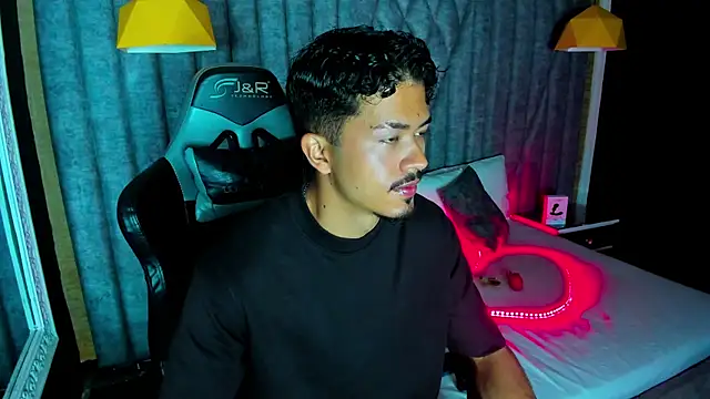 Snapshot of NicolaiKarav chatting on 14, 2, 2026 NicolaiKarav online show from 14, 2, 2026