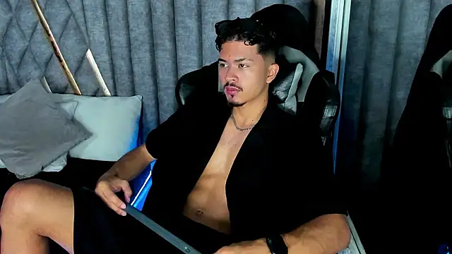 Snapshot of NicolaiKarav chatting on 3, 2, 2026 NicolaiKarav online show from 3, 2, 2026