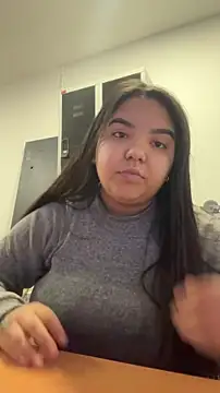 Snapshot of princezzc chatting on 2, 12, 2025 princezzc online show from 2, 12, 2025