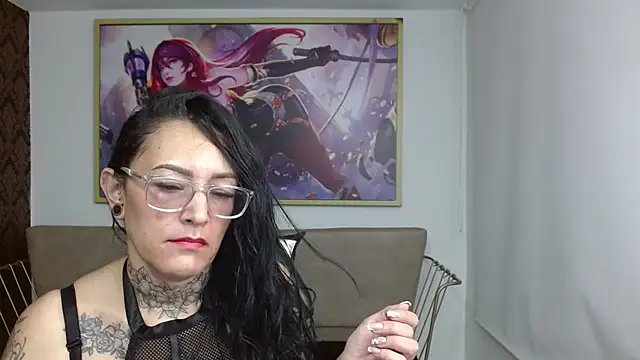 Roxanne vale online show from 24, 11, 2025