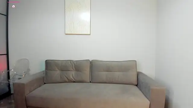 effieelfy online show from 17, 12, 2025