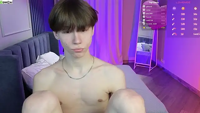 cuMte boy online show from 9, 3, 2026