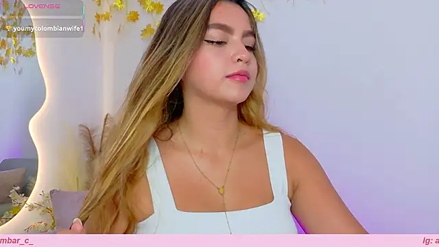 Ambar Carter online show from 11, 3, 2026