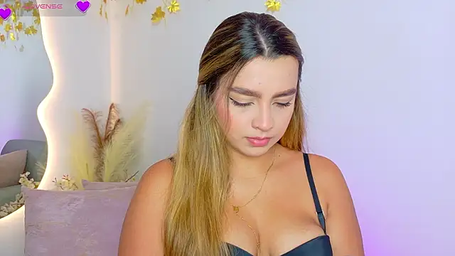 Ambar Carter online show from 24, 3, 2026