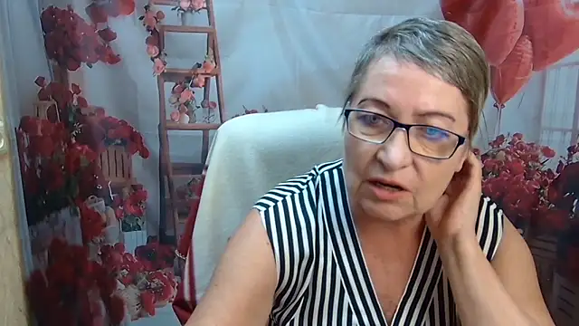 Snapshot of OlgaLuck chatting on 27, 5, 2026 OlgaLuck online show from 27, 5, 2026