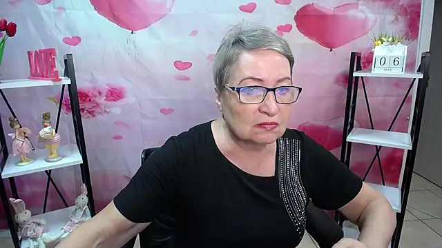 Snapshot of OlgaLuck chatting on 6, 5, 2026 OlgaLuck online show from 6, 5, 2026