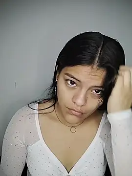 Snapshot of NIKIBUNNY chatting on 25, 2, 2026 NIKIBUNNY online show from 25, 2, 2026