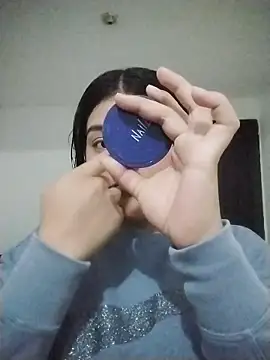 Snapshot of NIKIBUNNY chatting on 17, 2, 2026 NIKIBUNNY online show from 17, 2, 2026