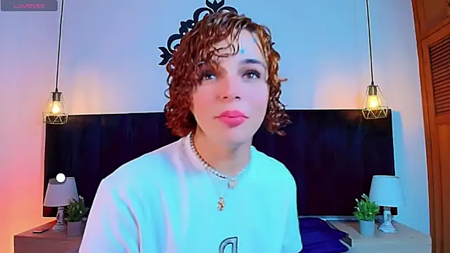 Skyee angel online show from 28, 4, 2026