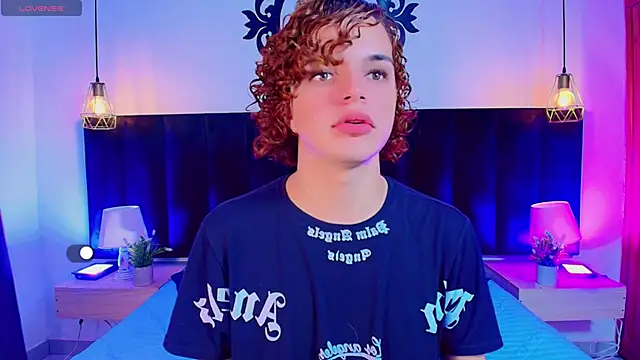 Skyee angel online show from 25, 5, 2026