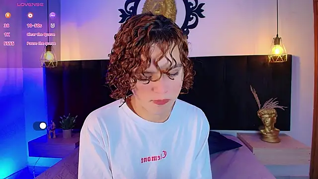 Skyee angel online show from 15, 3, 2026