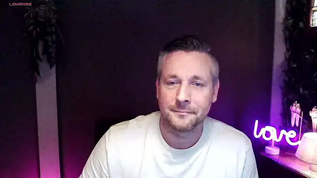 Hunter Fl online show from 26, 11, 2025