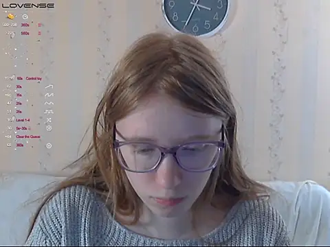 LustfulSarah online show from 17, 10, 2025