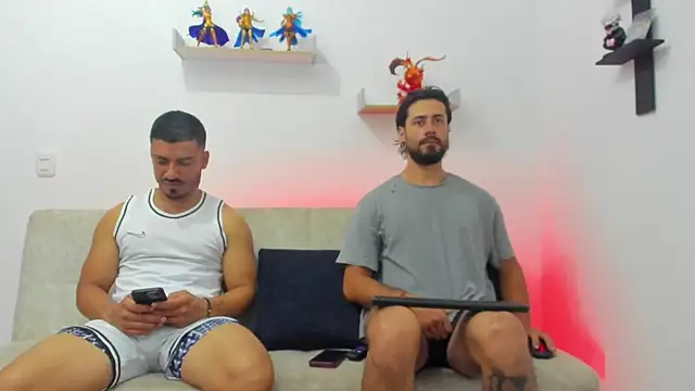 heteros curious online show from 2, 4, 2026