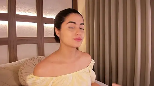 SarhaVega online show from 2, 2, 2026