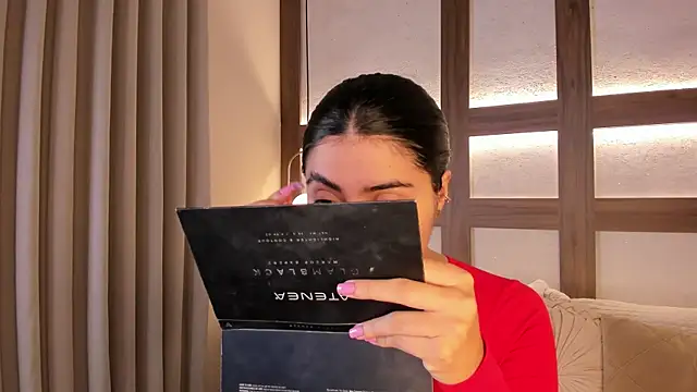 SarhaVega online show from 16, 1, 2026