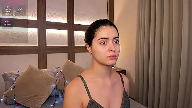 SarhaVega online show from 13, 2, 2026