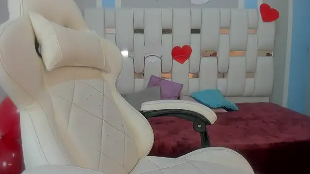 Snapshot of mask_red_girl chatting on 19, 2, 2026 mask red girl online show from 19, 2, 2026