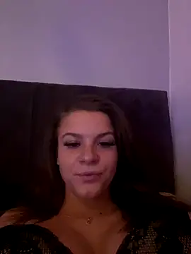 SenSophiaXX online show from 4, 12, 2025