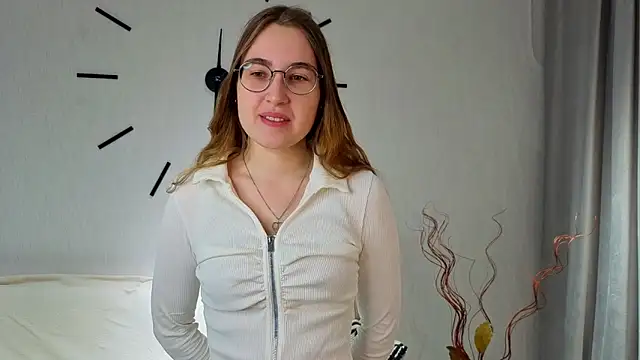 DebbraBickler online show from 30, 11, 2025