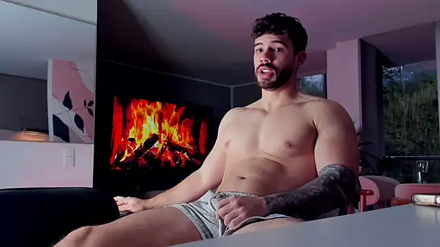 Valenthino Salvatore online show from 16, 2, 2026