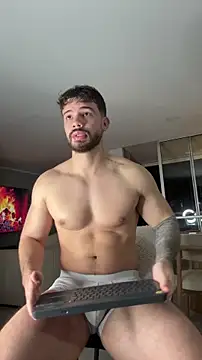 Valenthino Salvatore online show from 11, 3, 2026