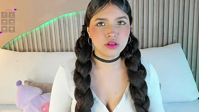 Snapshot of EloiseSweetxx chatting on 11, 2, 2026 EloiseSweetxx online show from 11, 2, 2026