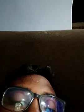 Snapshot of lovedbo chatting on 18, 12, 2025 lovedbo online show from 18, 12, 2025