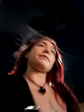 Eveeelyn25 online show from 1, 3, 2026