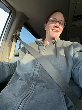 mrsnaughtypineapple online show from 24, 11, 2025