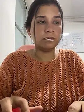 ArinaFoxx online show from 22, 11, 2025