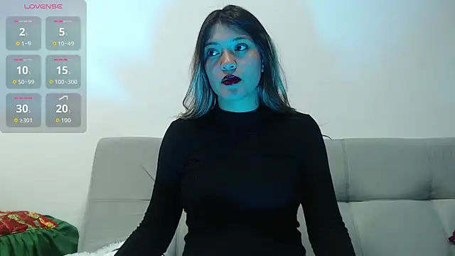 hanna  jones7 online show from 18, 12, 2025