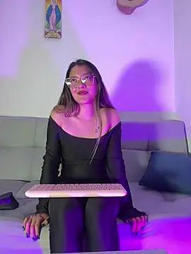 Snapshot of hanna__jones7 chatting on 18, 1, 2026 hanna jones7 online show from 18, 1, 2026