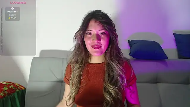 hanna  jones7 online show from 23, 12, 2025