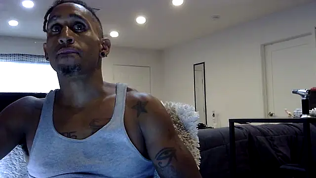 Snapshot of MTheRealrDLlongCrippler chatting on 4, 7, 2026 MTheRealrDLlongCrippler online show from 4, 7, 2026
