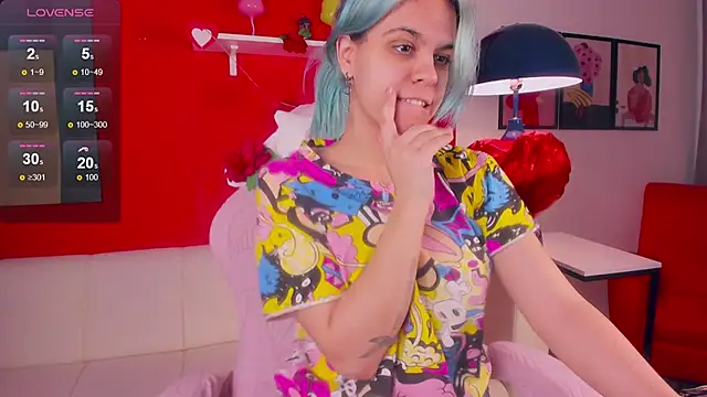 LiraBelle online show from 15, 2, 2026