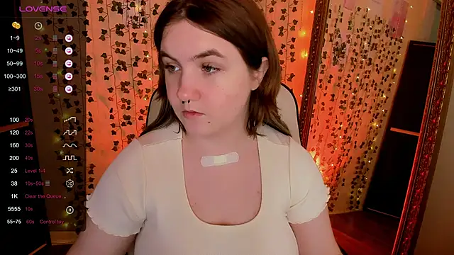 lovelyy julia online show from 21, 3, 2026