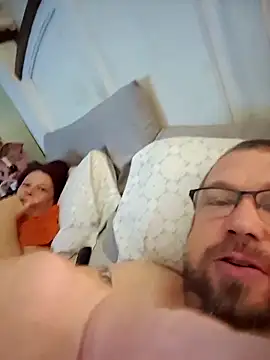 Snapshot of mr_girthyandsweetcheeks chatting on 27, 11, 2025 mr girthyandsweetcheeks online show from 27, 11, 2025