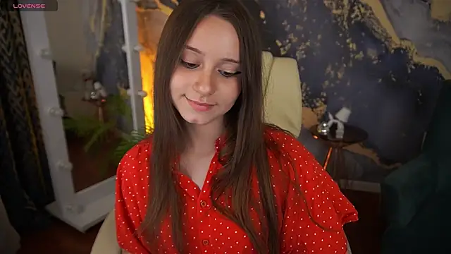 TinyNatalie online show from 12, 5, 2026
