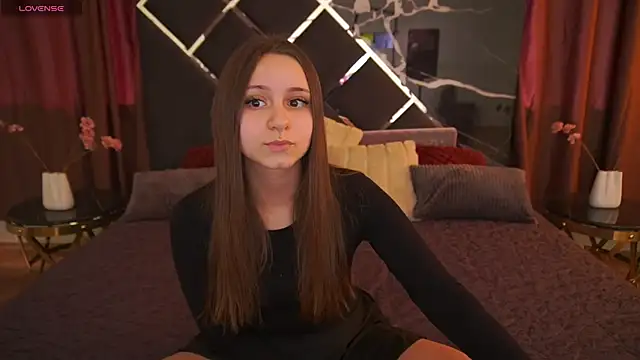 TinyNatalie online show from 2, 4, 2026