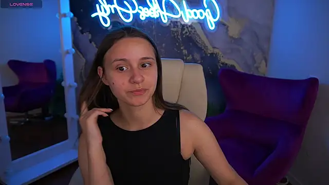 Snapshot of TinyNatalie chatting on 30, 6, 2026 TinyNatalie online show from 30, 6, 2026