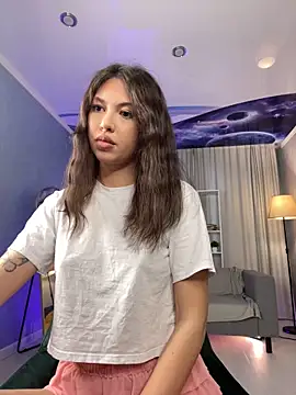 Mia Sleem online show from 30, 11, 2025