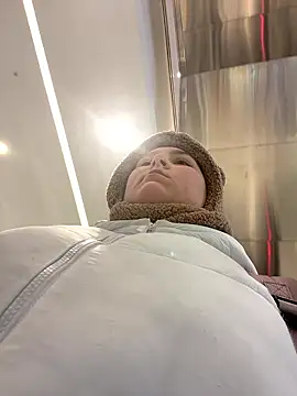 KateBurlesk online show from 14, 1, 2026