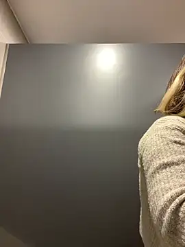 KateBurlesk online show from 13, 1, 2026