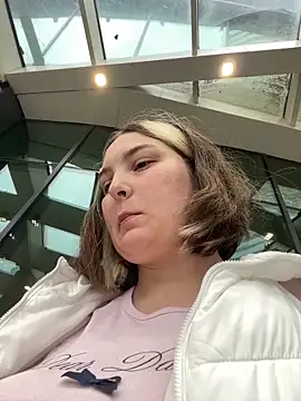 KateBurlesk online show from 15, 12, 2025